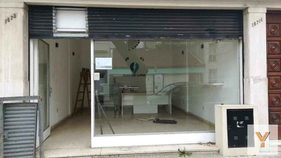 Foto de Local Comercial en venta - 2 Ambientes - La Plata, imagen 3