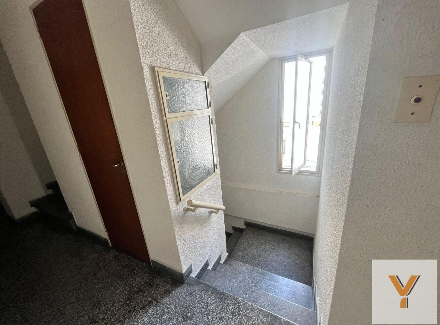 Foto de Departamento en venta - 2 Dormitorios 1 Baño - La Plata, imagen 2