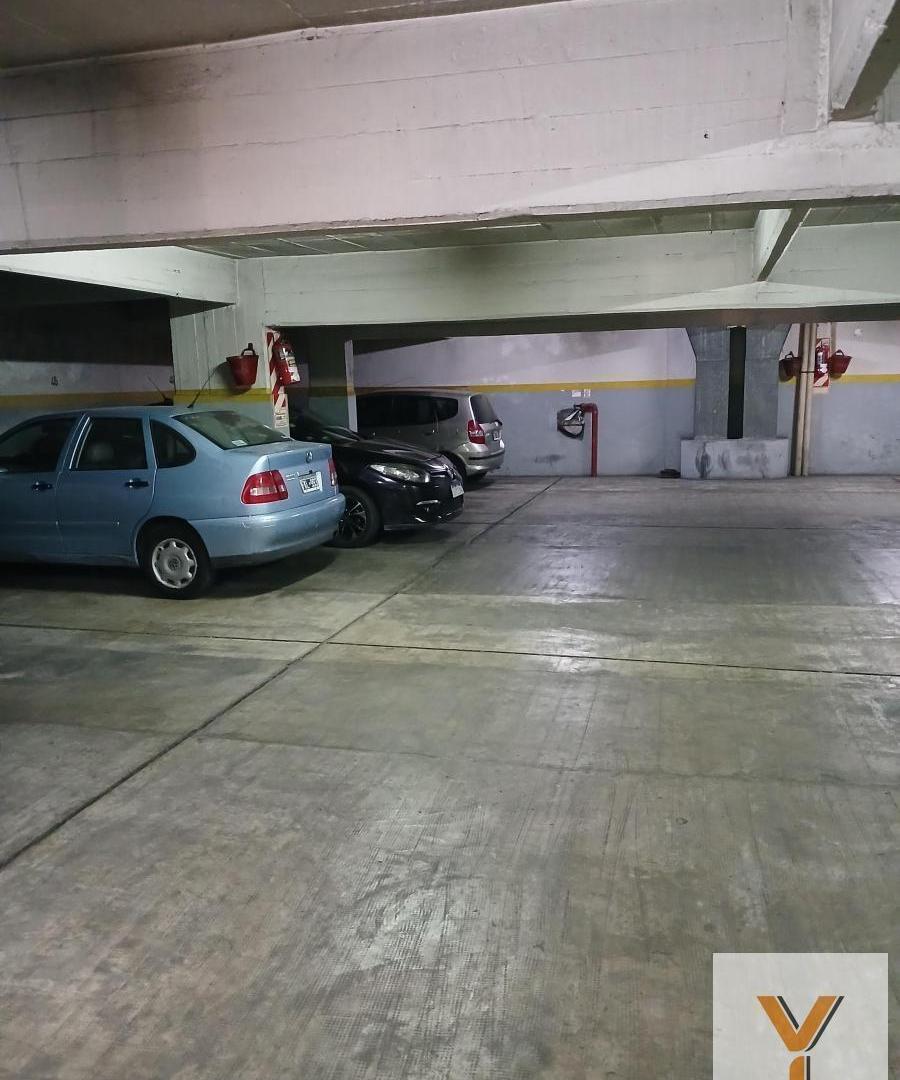 Foto de Cochera en venta - 18Mts2 - Barrio Norte, imagen 3