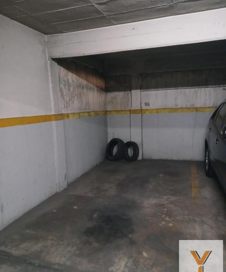 Foto de Cochera en venta - 18Mts2 - Barrio Norte, imagen 1