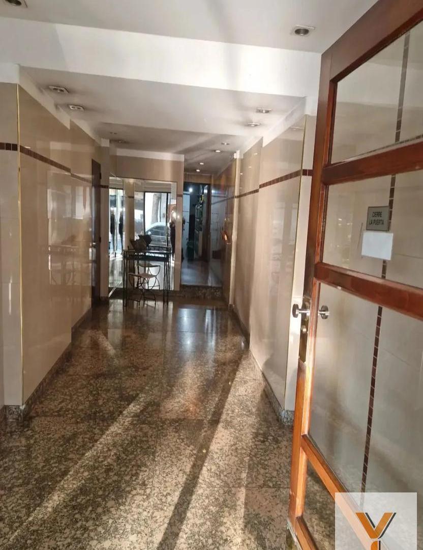 Foto de Departamento en venta - 1 Dormitorio 1 Baño - Parque Patricios, imagen 1