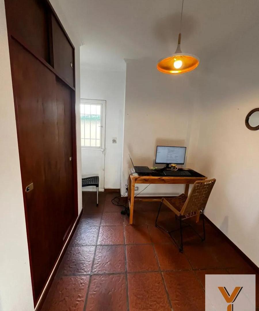 Foto de Casa en Venta - 2 Dormitorios 2 Baños - 155mts - Floresta, imagen 4