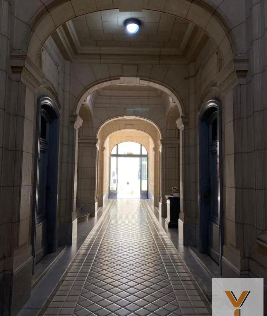 Foto de PH en venta - 2 Dormitorios 2 Baños - Constitución, imagen 3