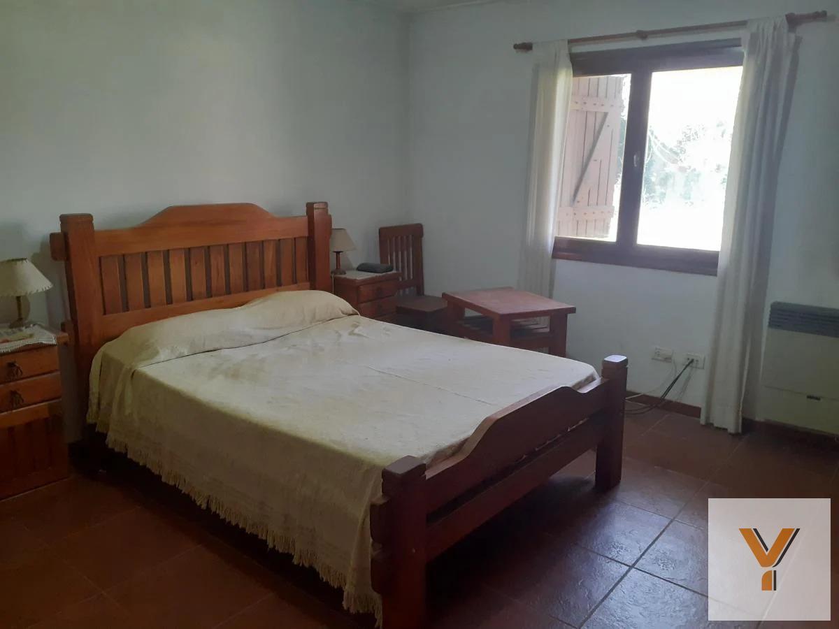 Foto de Casa en venta - 3 Dormitorios 2 Baños - Mar del Plata, imagen 1