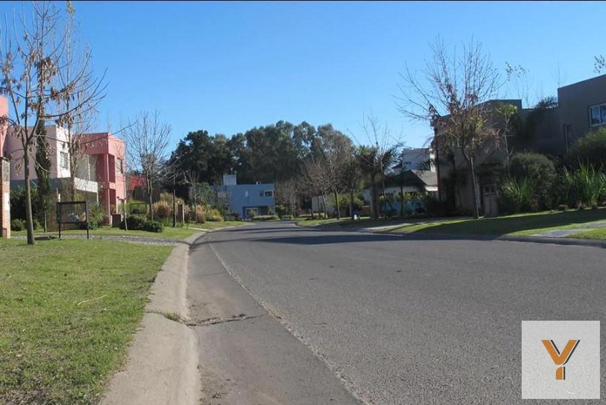 Foto de Terreno en venta - 602 mts2 - San Pablo Chico, Pilar, imagen 2