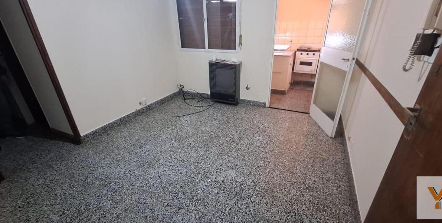 Foto de Departamento en venta - 2 Dormitorios 1 Baño - Bahía Blanca, imagen 1