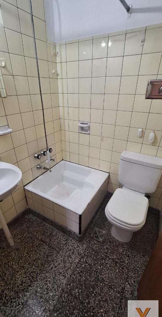 Foto de Departamento en venta - 2 Dormitorios 1 Baño - Bahía Blanca, imagen 4