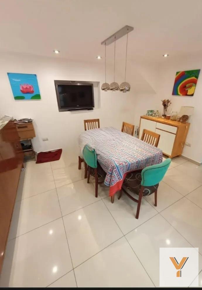 Foto de PH en venta - 3 Dormitorios 2 Baños - Boedo, imagen 2