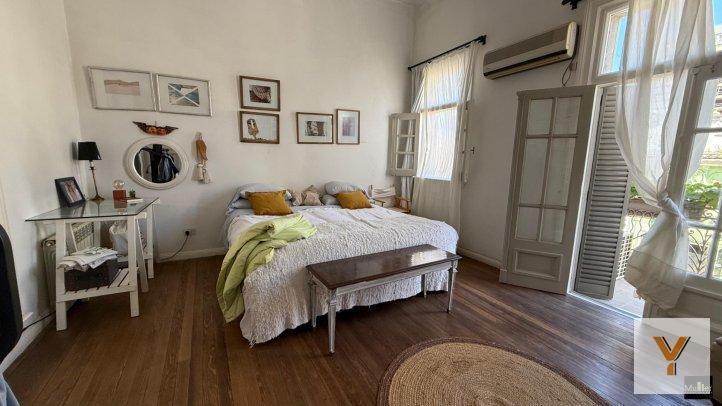 Foto de Casa en venta - 4 Dormitorios 5 Baños - Tandil, imagen 3