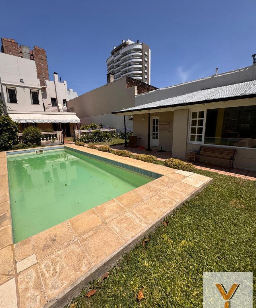 Foto de Casa en venta - 4 Dormitorios 5 Baños - Tandil, imagen 4