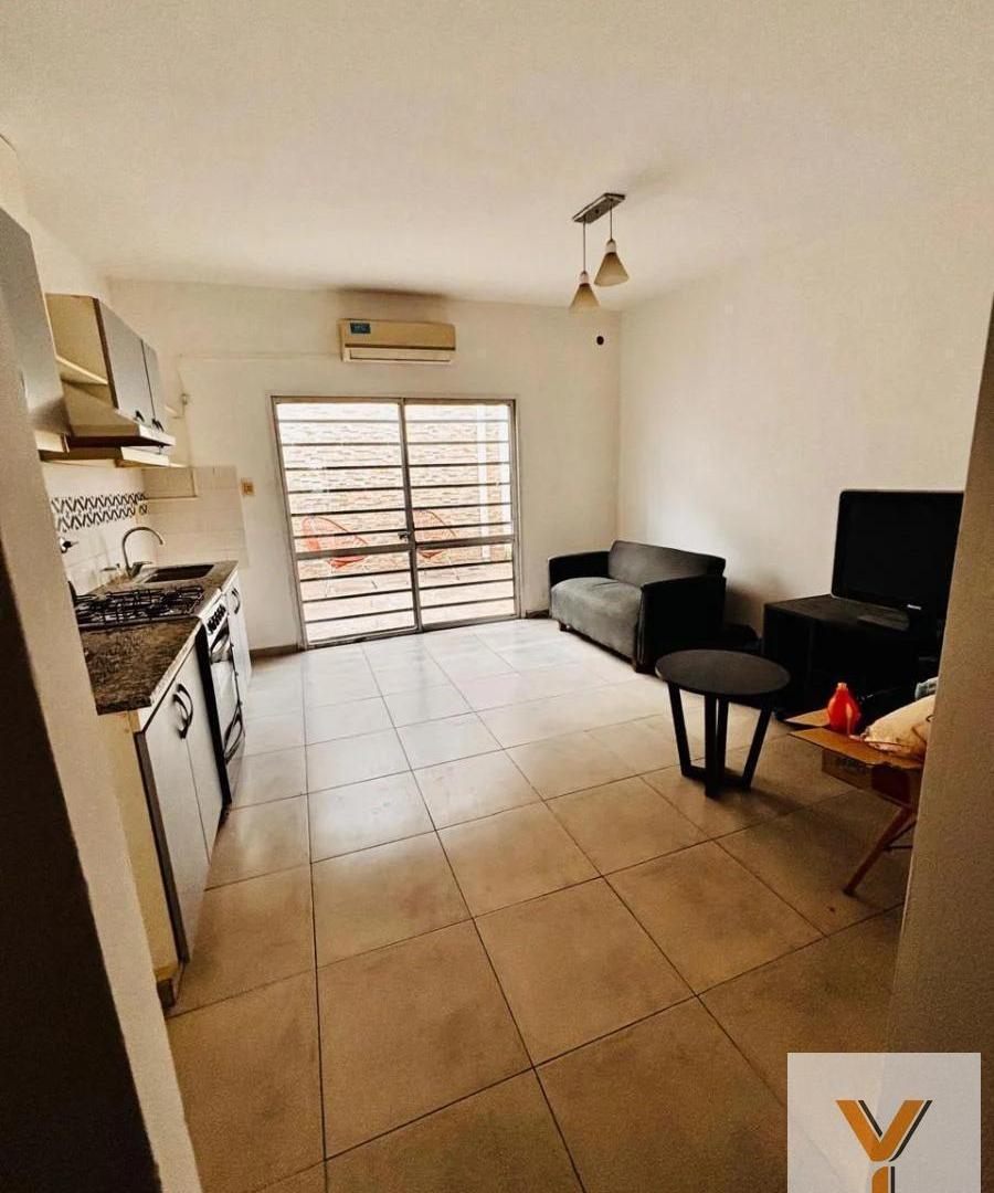 Foto de Departamento en venta - 2 Dormitorios 1 Baño - La Plata, imagen 1