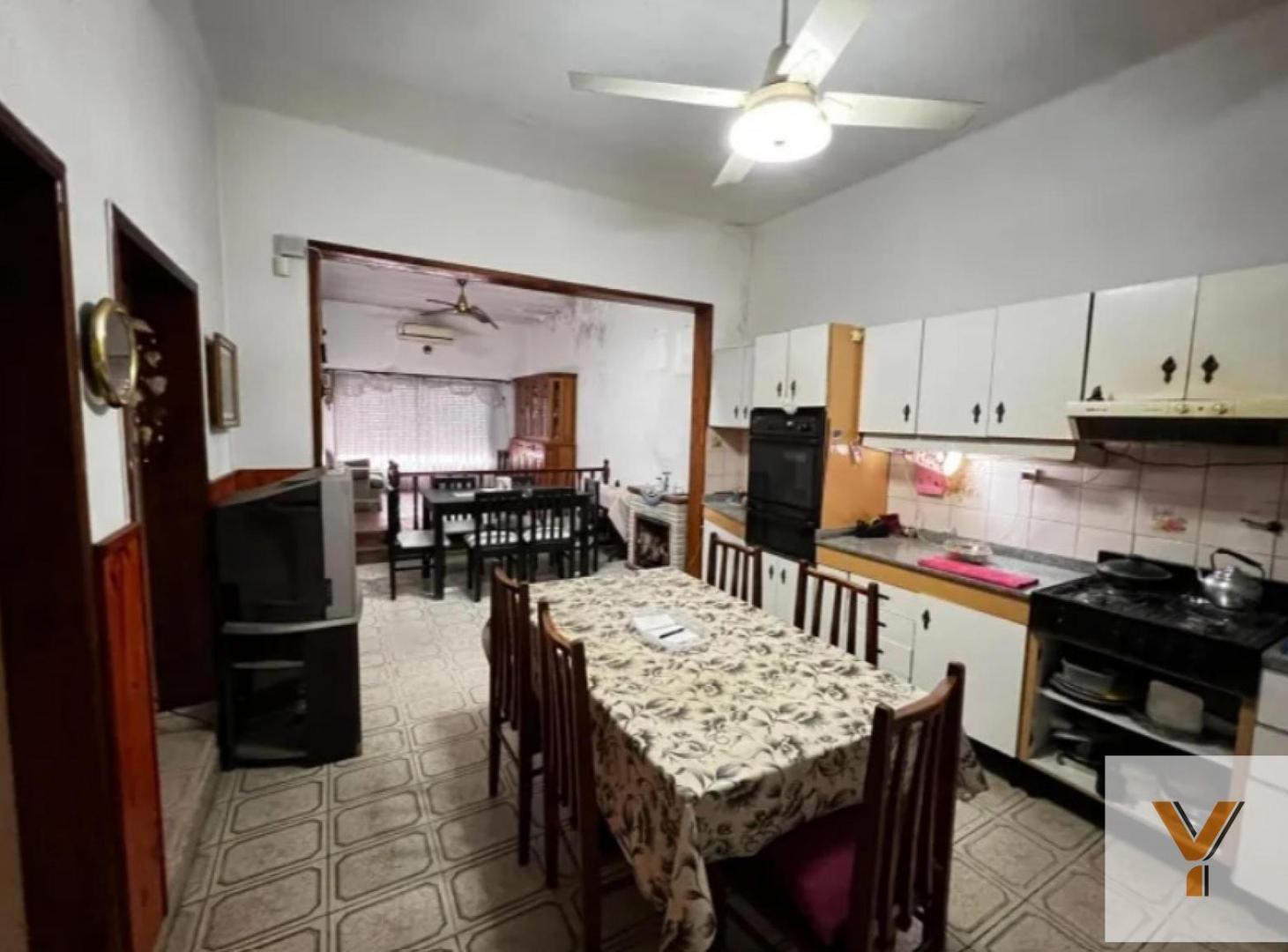 Foto de Casa en venta - 3 Dormitorios 1 Baño - Ramos Mejía, imagen 3