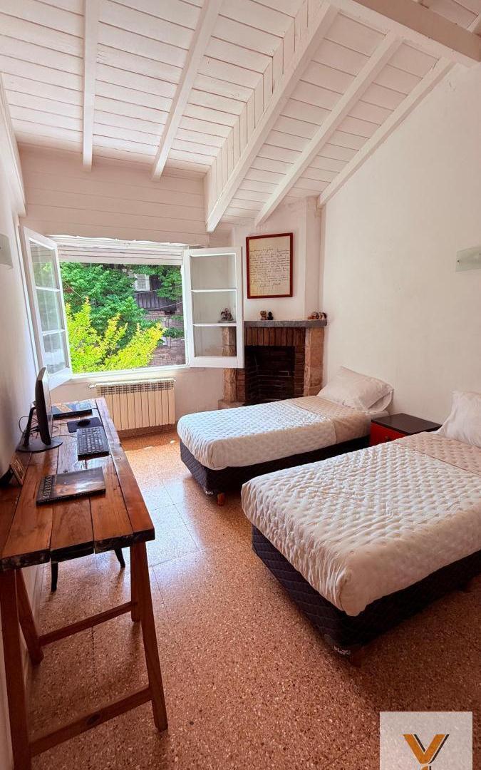 Foto de PH en venta - 3 Dormitorios 2 Baños - Mar del Plata, imagen 2