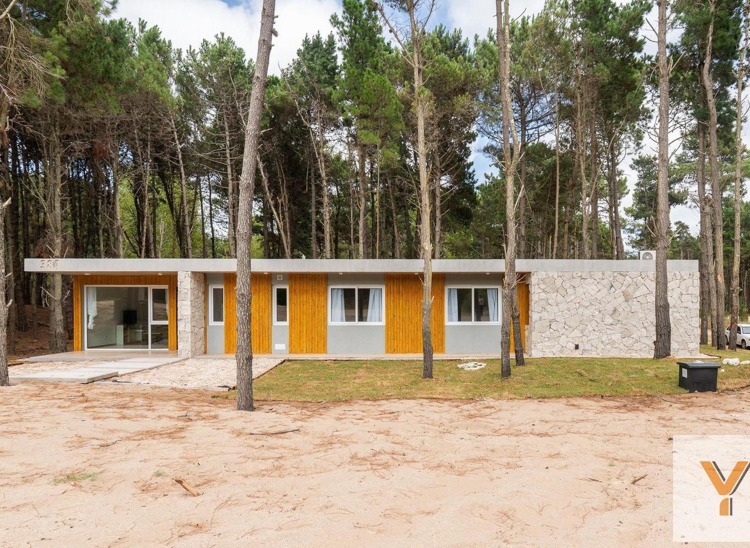 Foto de Casa en venta - 3 Dormitorios 2 Baños - Pinamar, imagen 1