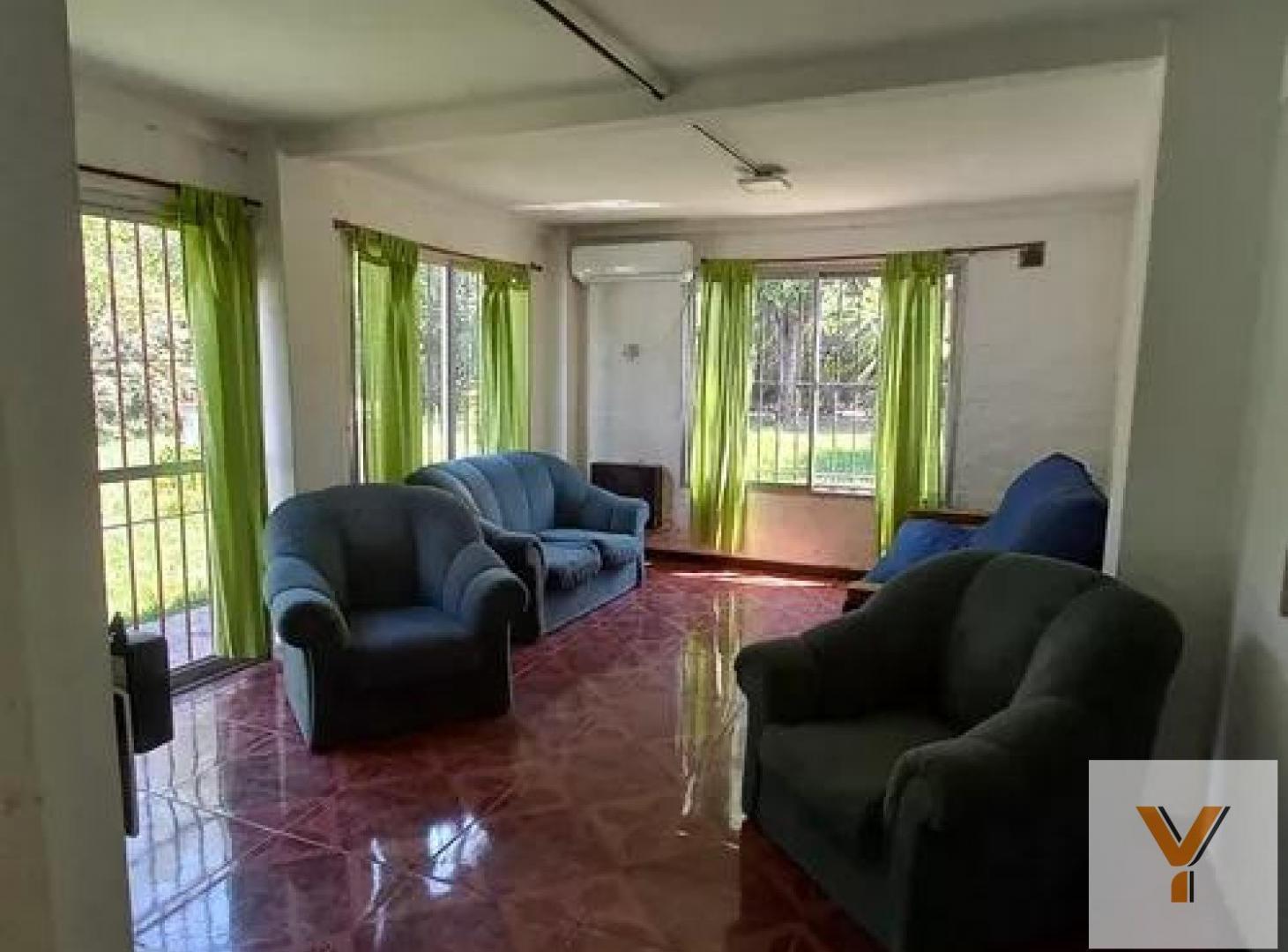 Foto de Casa en venta - 4 Dormitorios 1 Baño - 1.500Mts2 - Ezeiza, imagen 1
