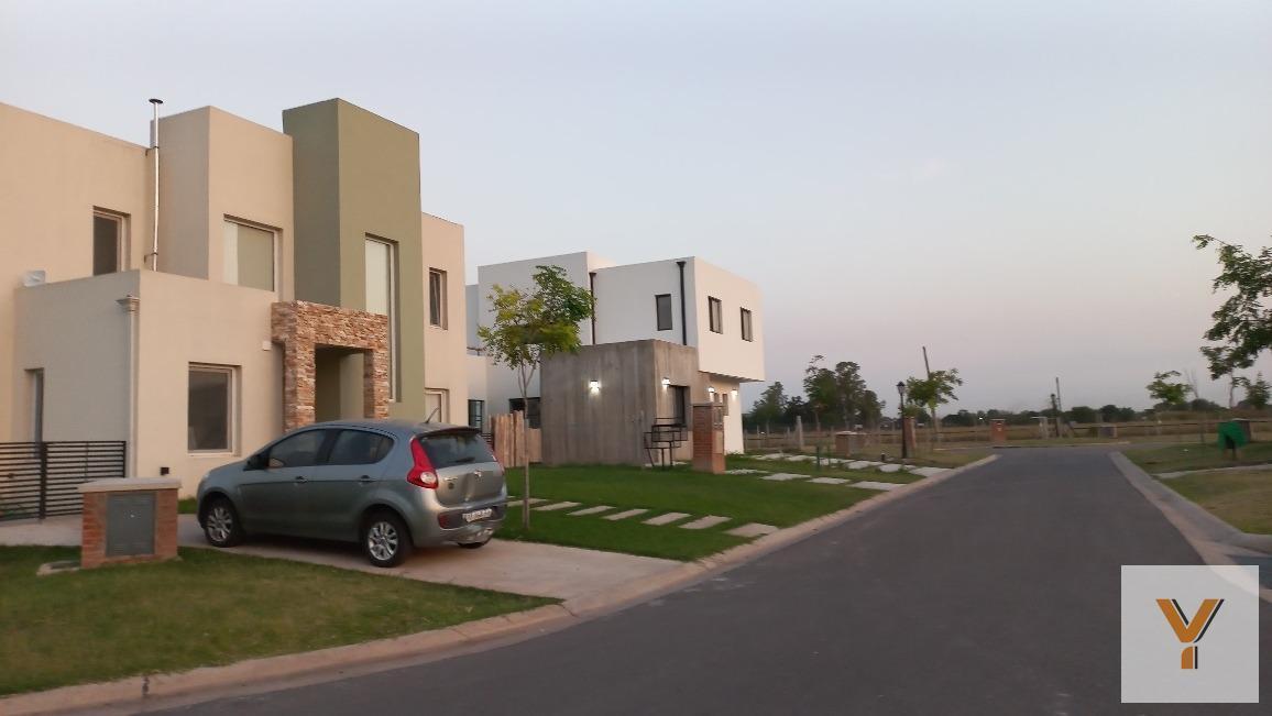 Foto de Terreno en venta - 550mts2 - San Pablo, imagen 2
