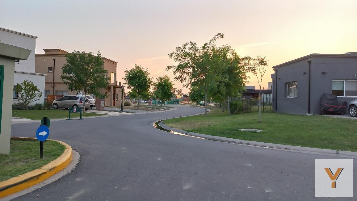 Foto de Terreno en venta - 550mts2 - San Pablo, imagen 3