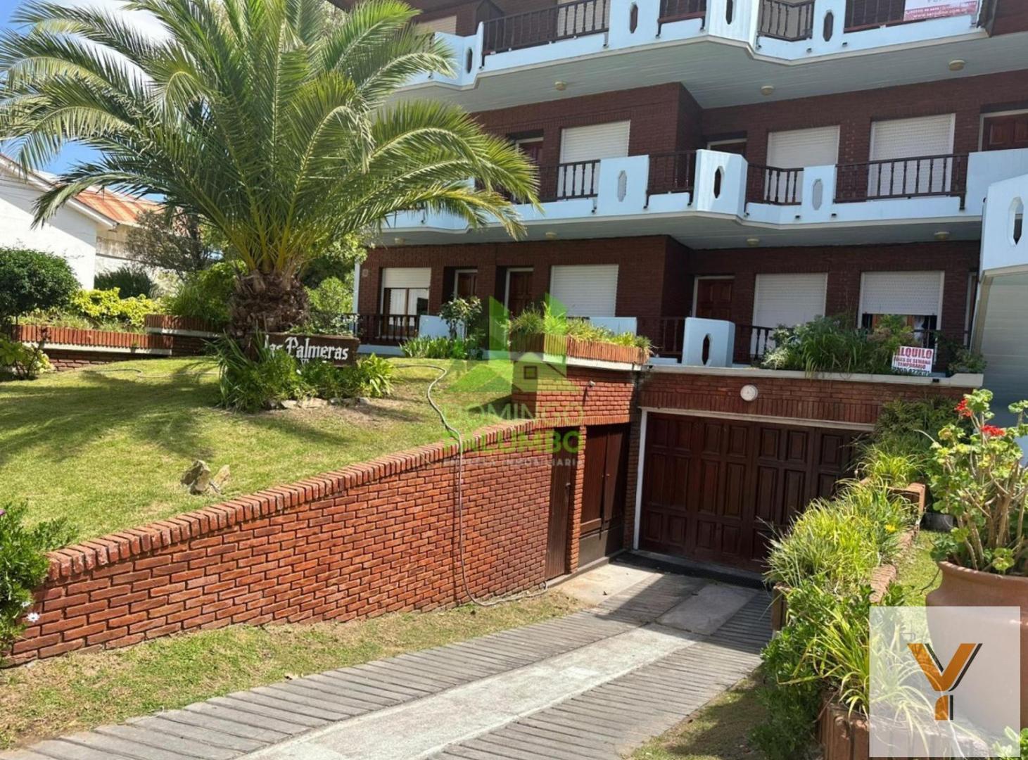 Foto de Departamento en venta - 3 Dormitorios 2 Baños - Villa Gesell, imagen 2