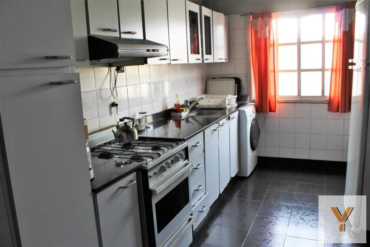 Foto de Casa en venta - 5 Dormitorios 2 Baños 1 Cochera - 192Mts2 - San Justo, imagen 4