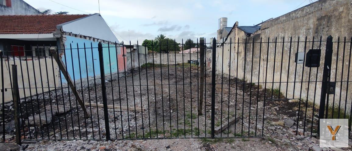 Foto de Terreno en venta - 331mts2 - Castelar Norte, imagen 5