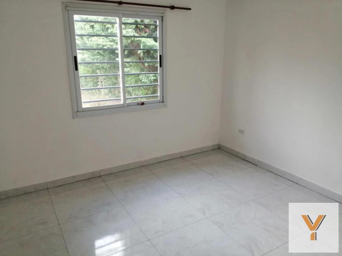 Foto de Casa en venta - 2 Dormitorios 1 Baño - Mar del Plata, imagen 4