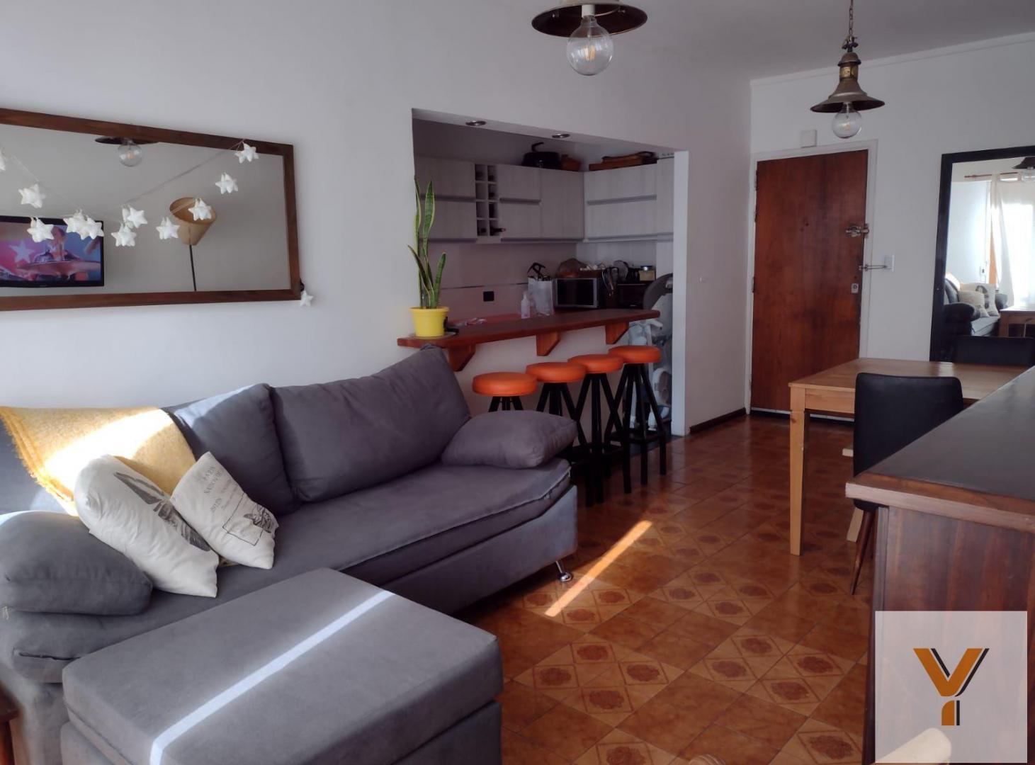Foto de Departamento en venta - 3 Dormitorios 2 Baños - Mar del Plata, imagen 3