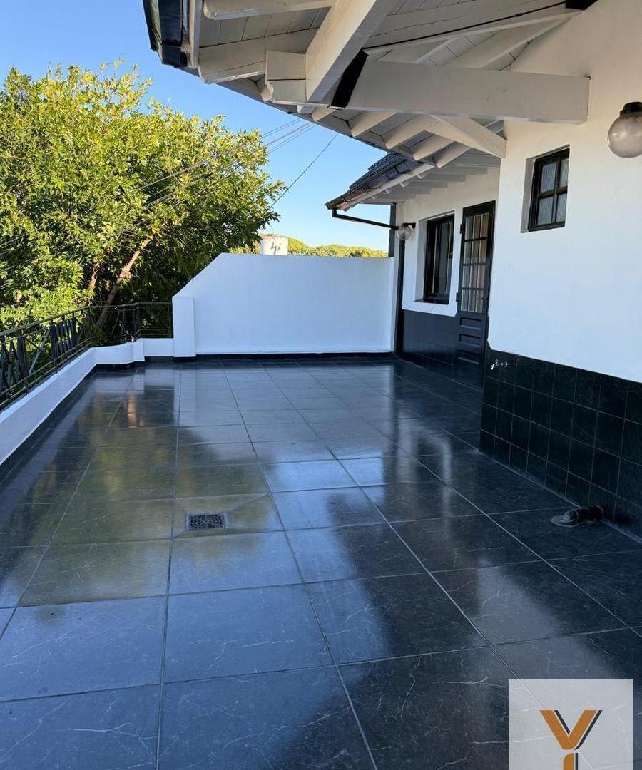 Foto de Departamento en venta - 3 Dormitorios 2 Baños - Mataderos, imagen 3