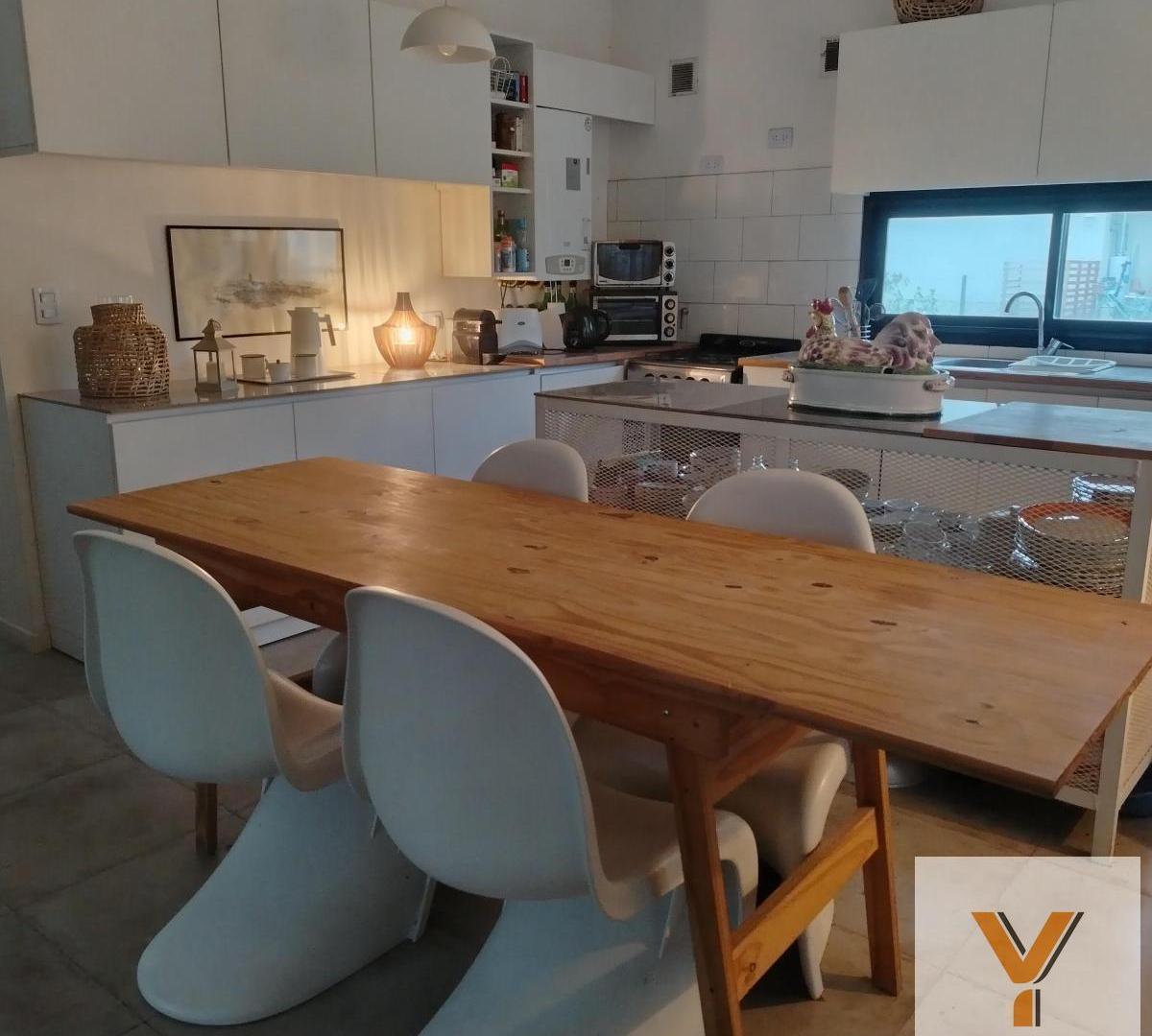 Foto de Casa en venta - 3 Dormitorios 2 Baños - Pilar, imagen 4