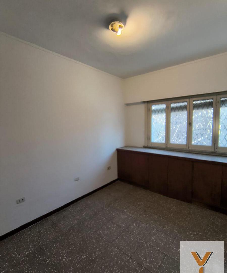 Foto de Casa en Venta - 6 Dormitorios 5 Baños - 195mts - La Plata, imagen 1