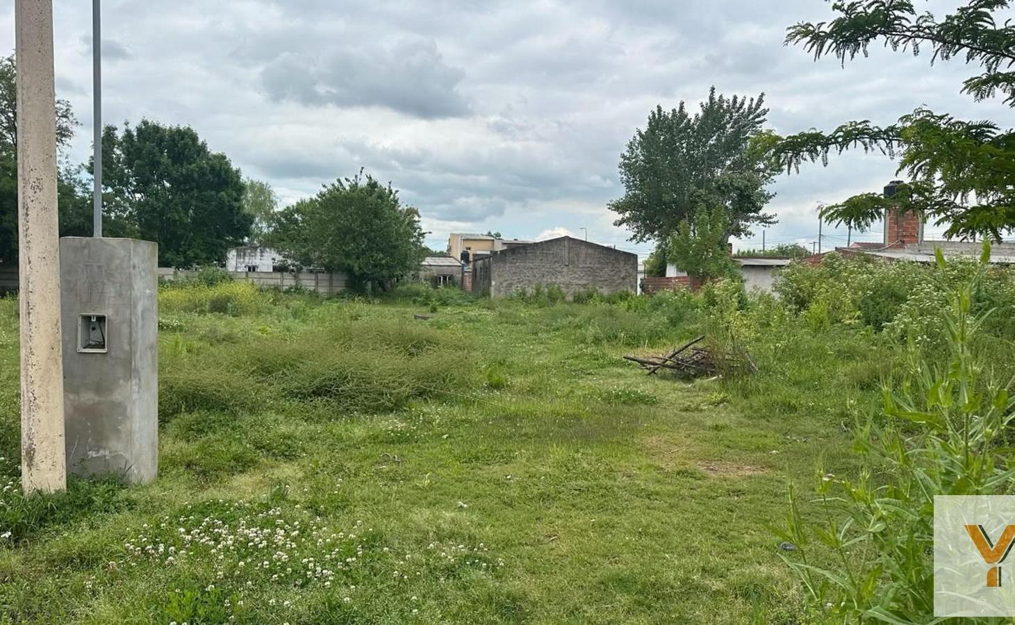 Foto de Terreno en Venta - - 422mts - Dolores, imagen 2