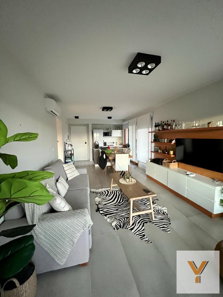 Foto de Departamento en venta - 2 Dormitorios 2 Baños 1 Cochera - 88Mts2, imagen 2