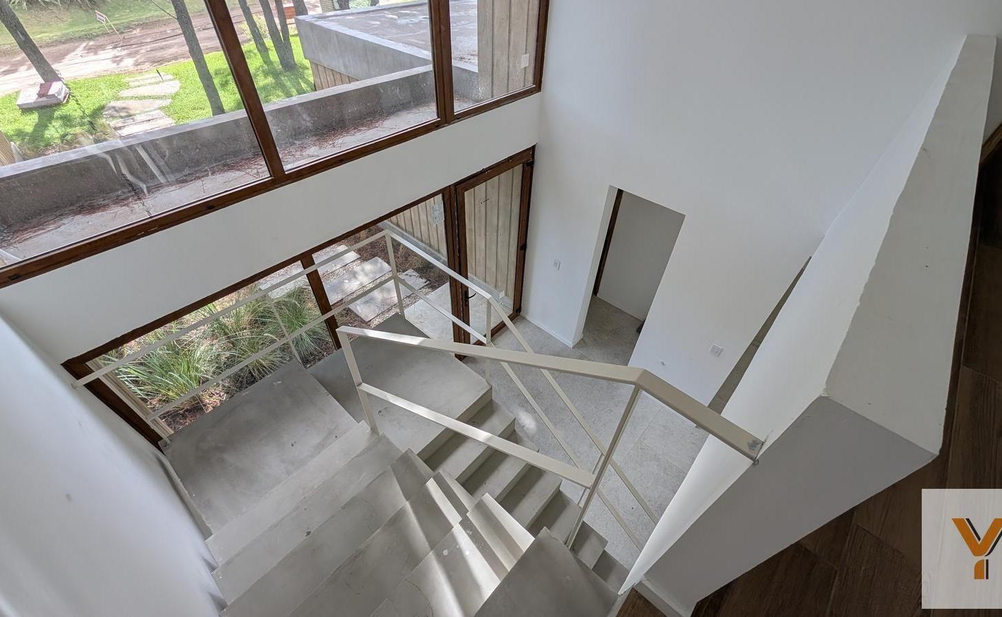 Foto de Casa en venta - 5 Dormitorios 5 Baños - Pinamar, imagen 5