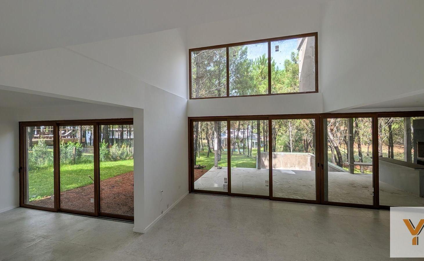 Foto de Casa en venta - 5 Dormitorios 5 Baños - Pinamar, imagen 4