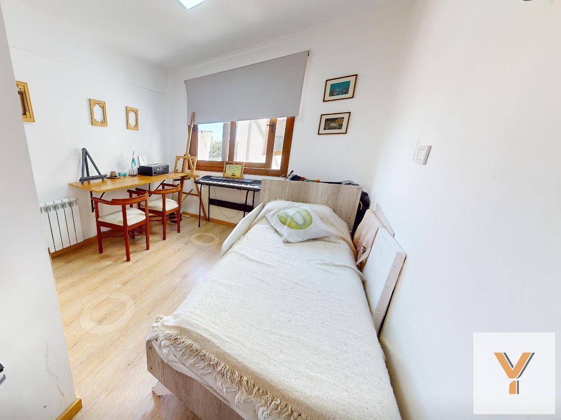 Foto de Departamento en venta - 3 Dormitorios 3 Baños - La Plata, imagen 3