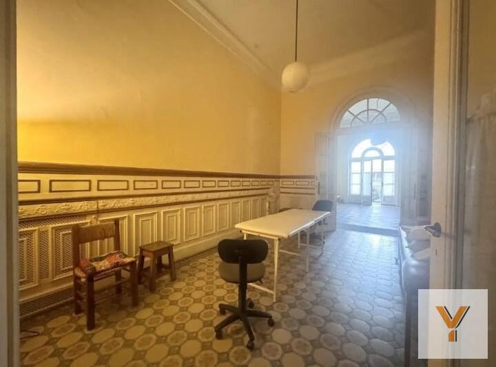 Foto de Departamento en venta - 5 Dormitorios 3 Baños - Once, imagen 4