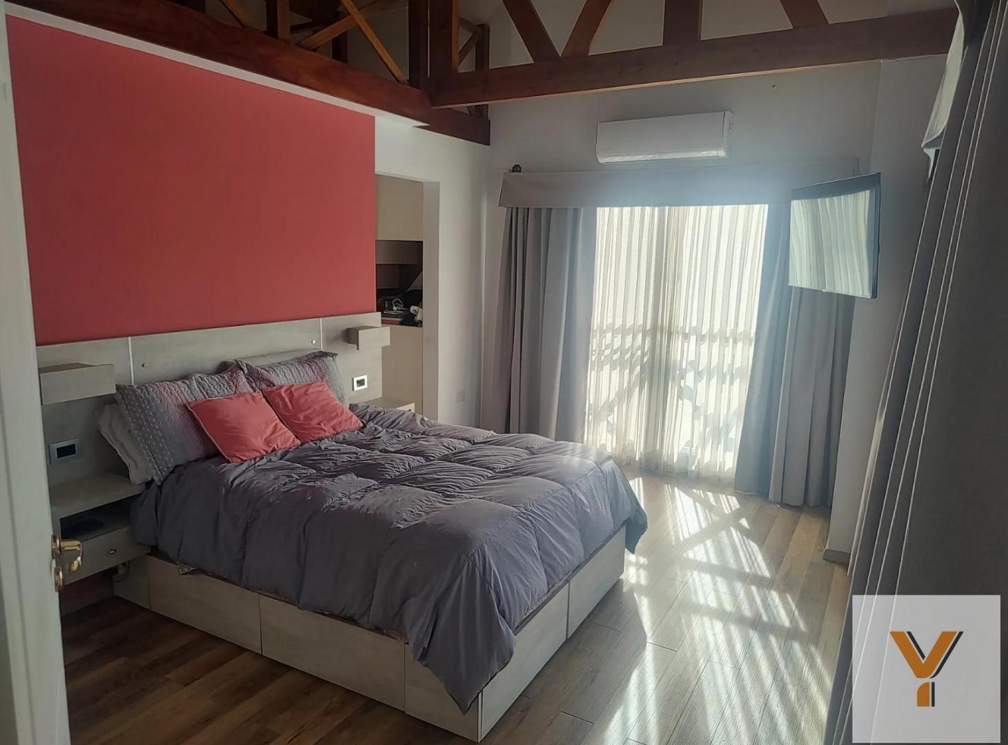 Foto de Casa en venta - 4 Dormitorios 8 Baños - Ezeiza, imagen 3
