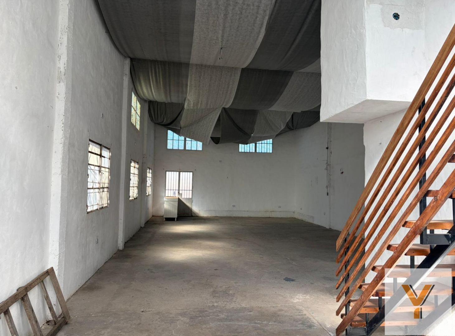 Foto de Galpón en alquiler - 5 Ambientes - La Plata, imagen 4