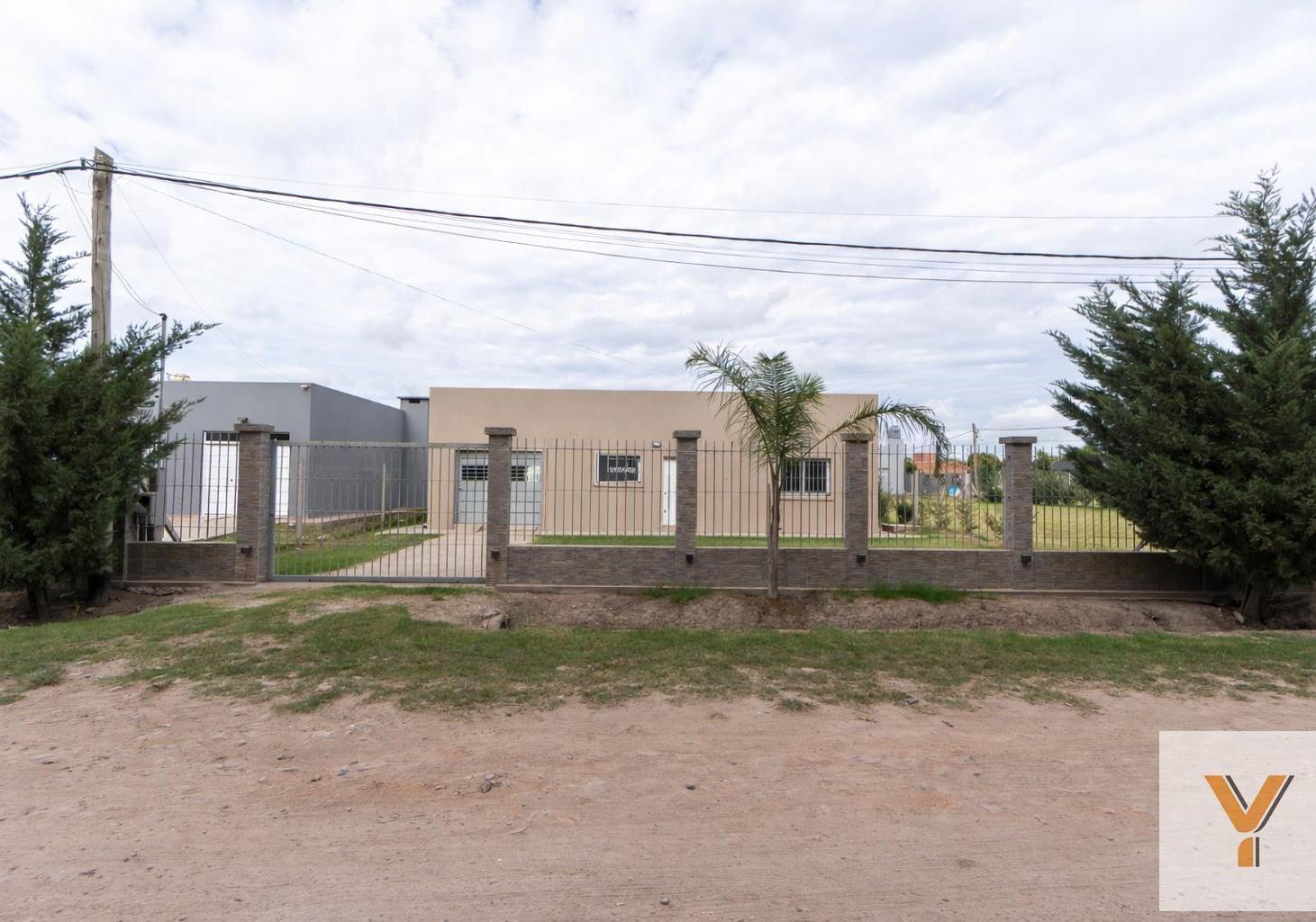 Foto de Casa en venta - 2 Dormitorios 4 Baños - La Plata, imagen 1