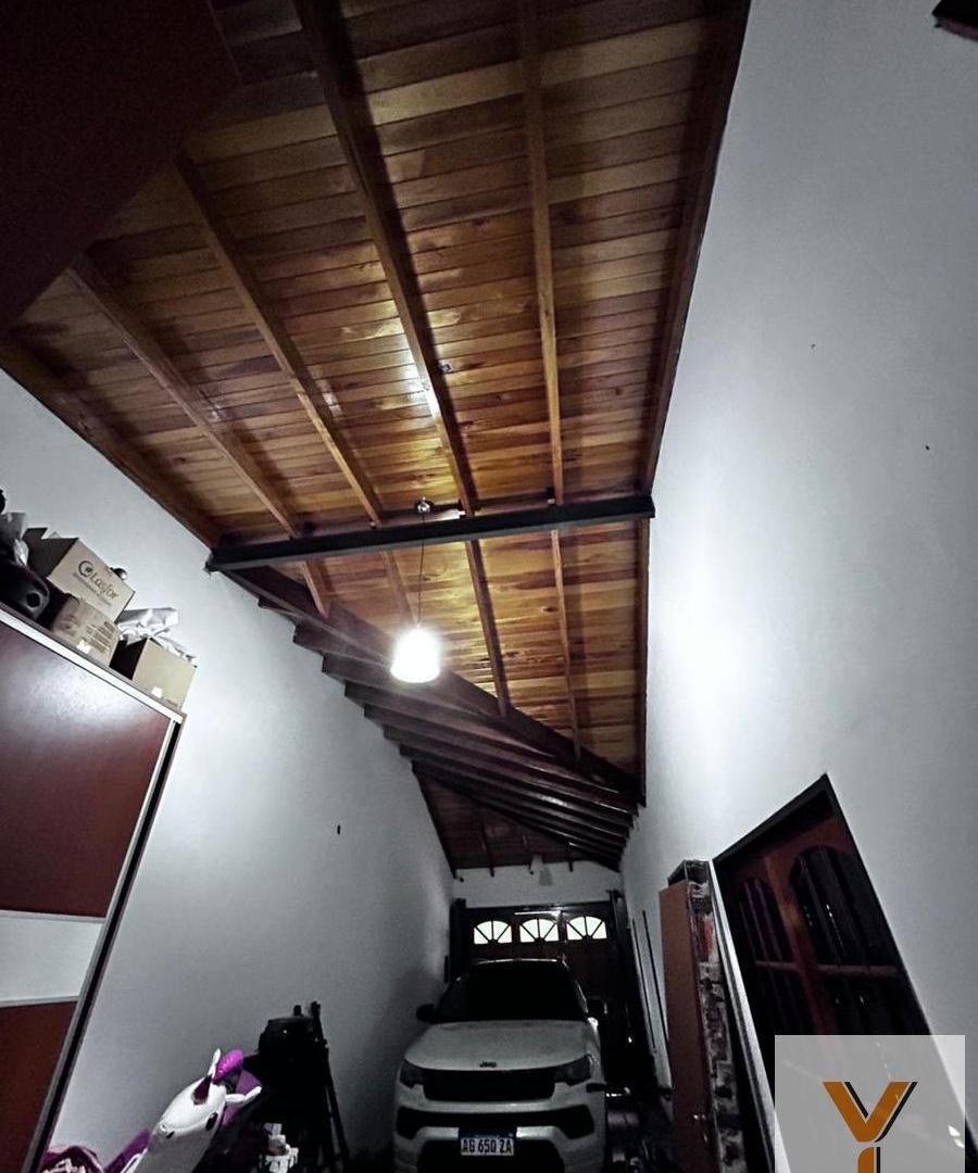 Foto de Casa en venta - 3 Dormitorios 4 Baños - La Plata, imagen 3