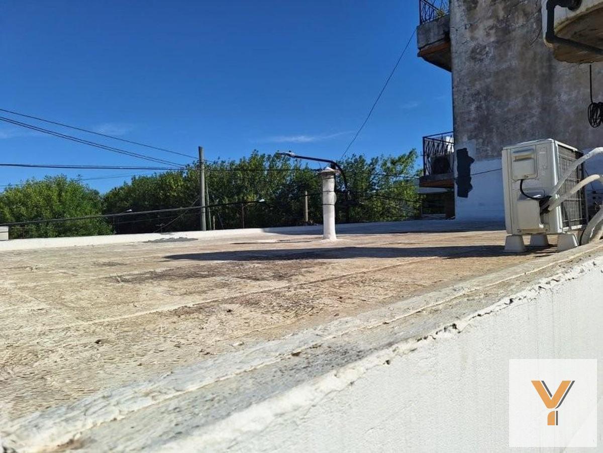Foto de PH en venta - 2 Dormitorios 1 Baño - Morón, imagen 5