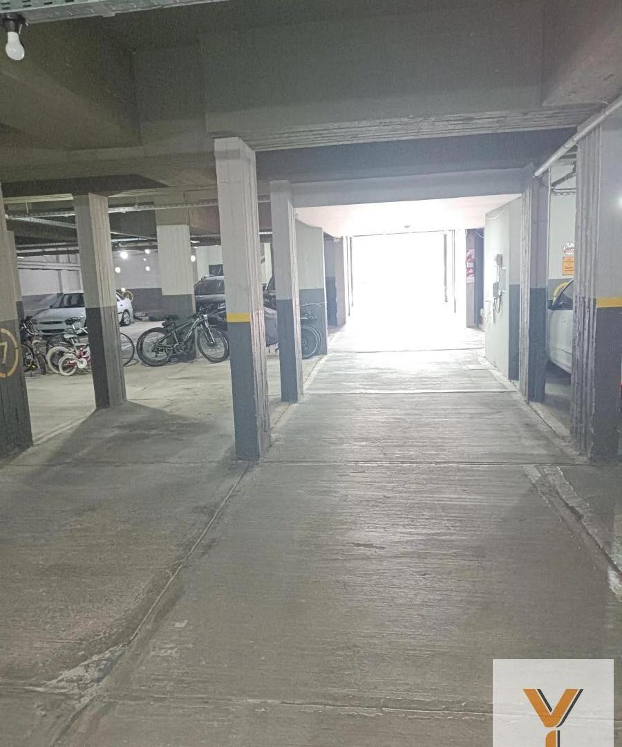 Foto de Cochera en venta - 11Mts2 - Villa Urquiza, imagen 3