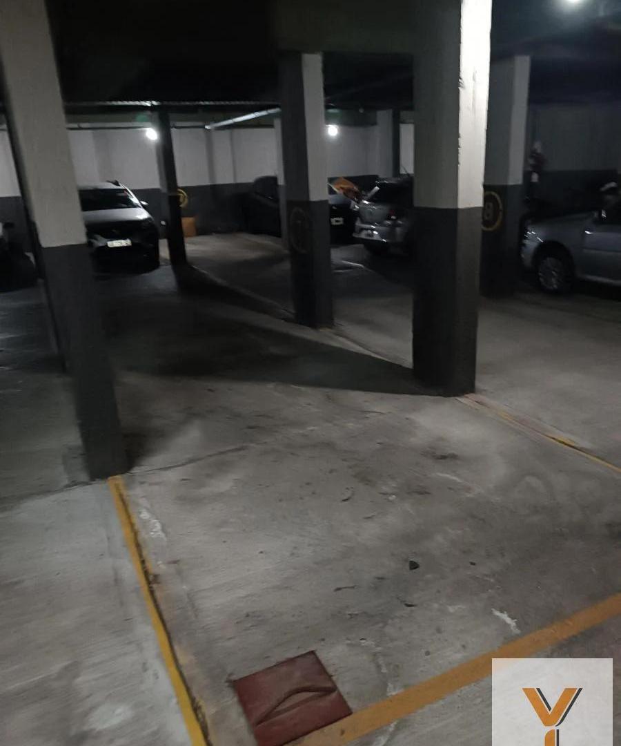Foto de Cochera en venta - 11Mts2 - Villa Urquiza, imagen 1