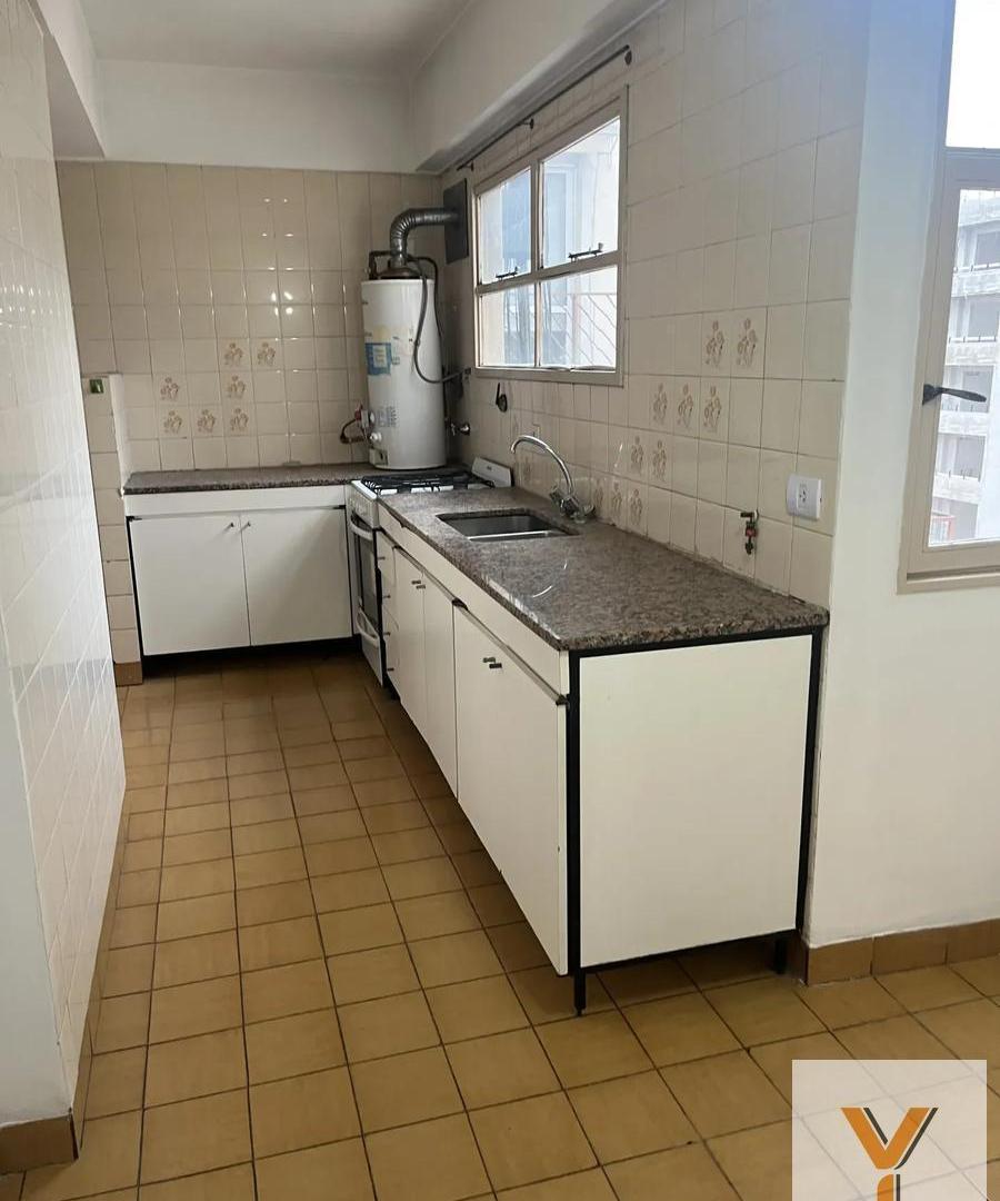 Foto de Departamento en Venta - 2 Dormitorios 1 Baño - 74mts - Caballito, imagen 5
