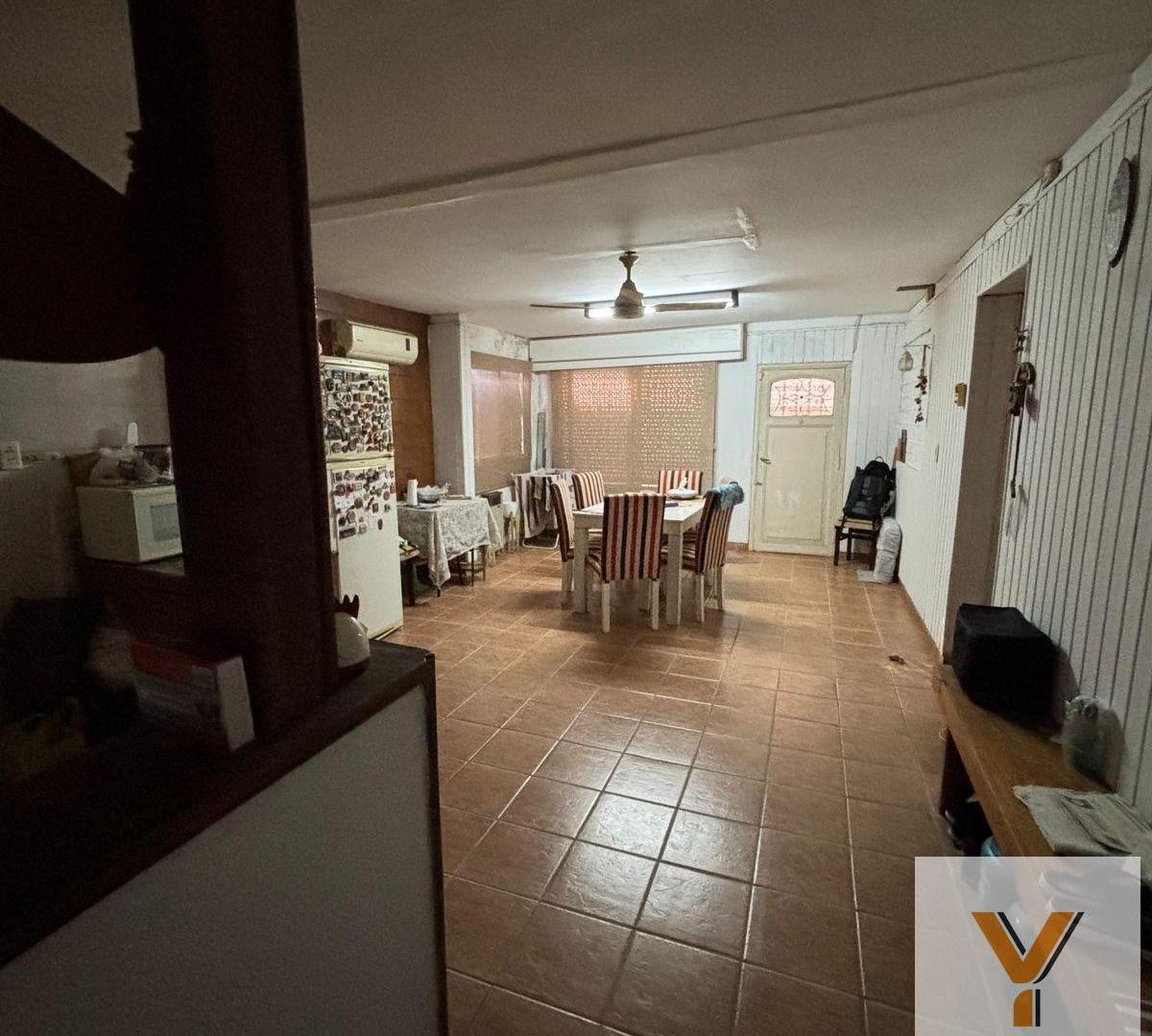 Foto de PH en venta - 2 Dormitorios 1 Baño - Vicente López, imagen 3