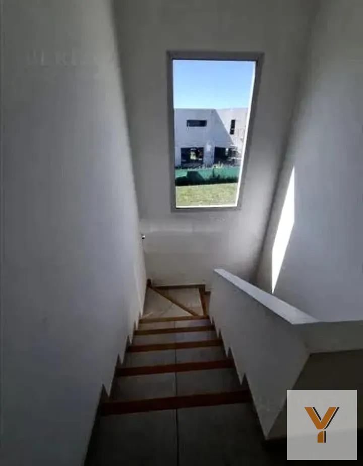 Foto de Casa en venta - 3 Dormitorios 3 Baños - Pilar, imagen 3