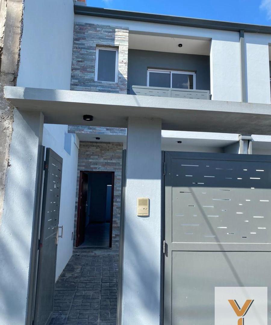 Foto de Departamento en venta - 2 Dormitorios 2 Baños - La Plata, imagen 1