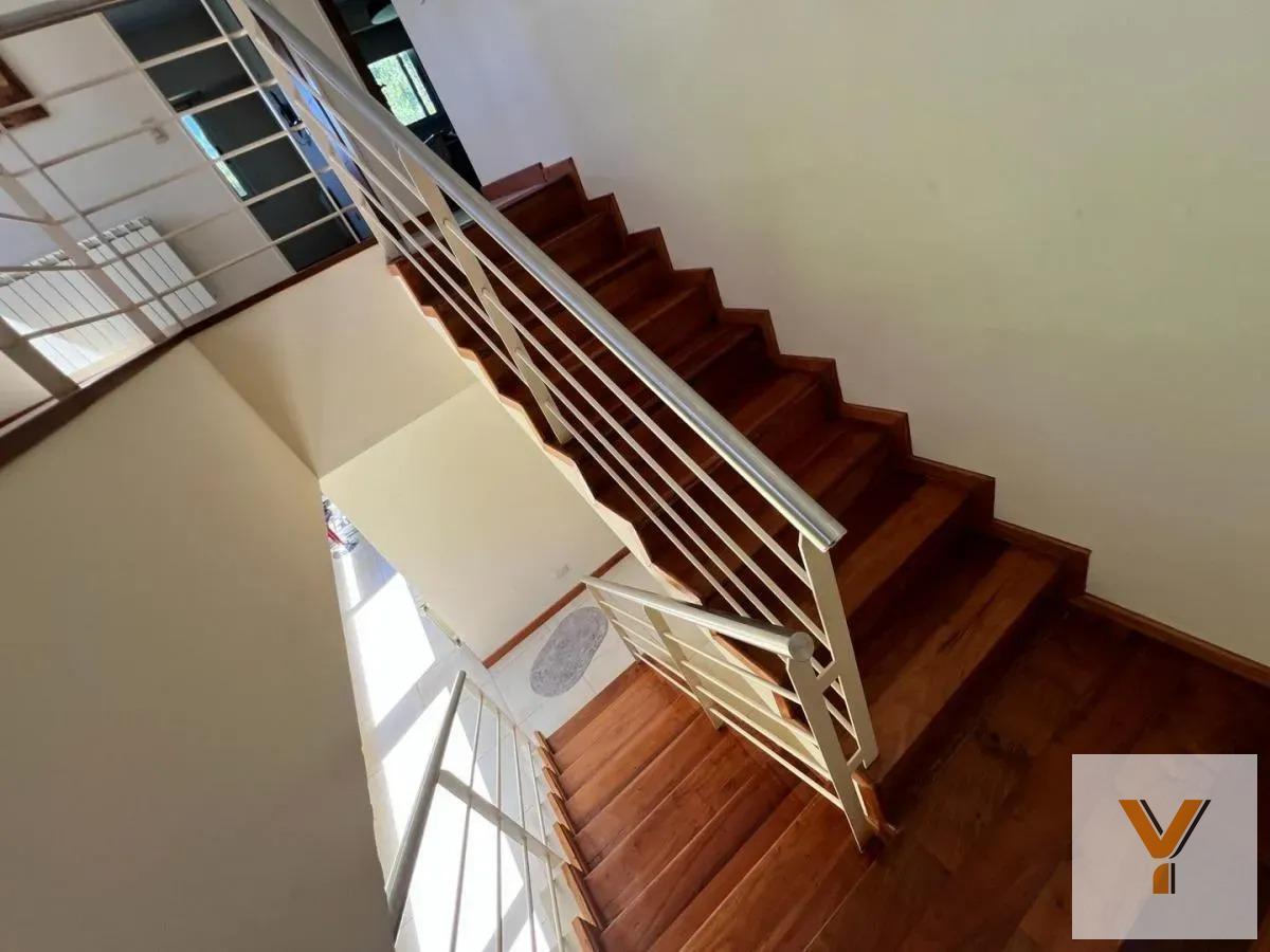 Foto de Casa en venta - 6 Dormitorios 5 Baños - La Plata, imagen 5