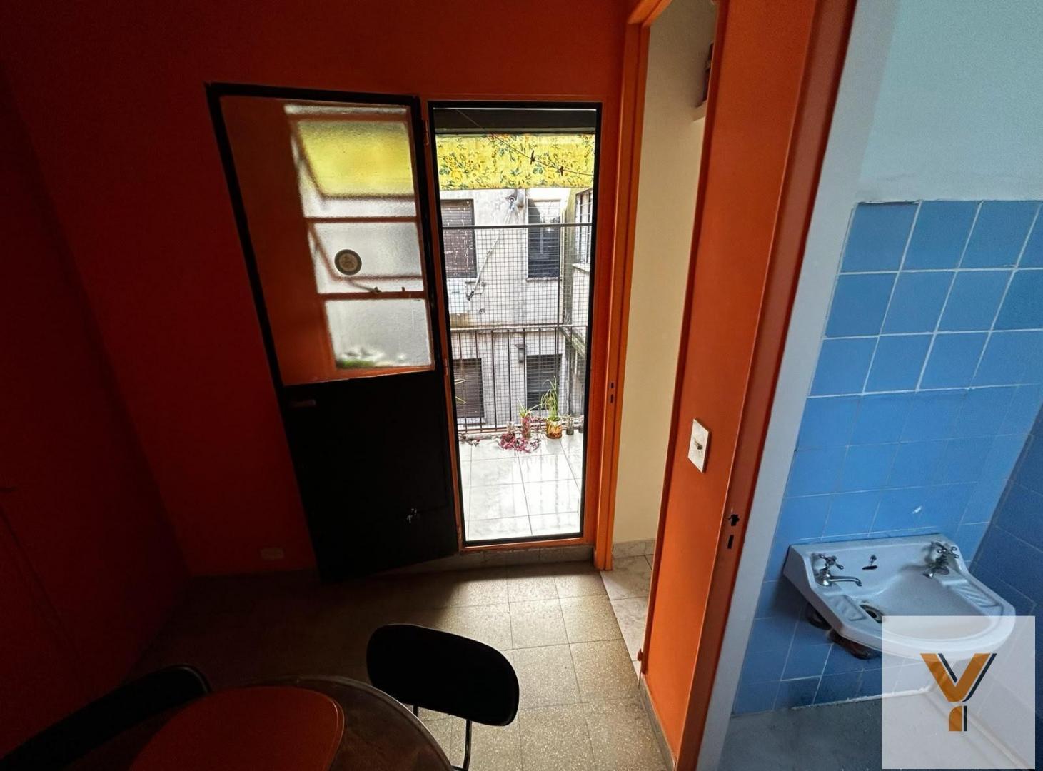 Foto de Departamento en Venta - 4 Dormitorios 2 Baños - 105.8mts - Palermo, imagen 5