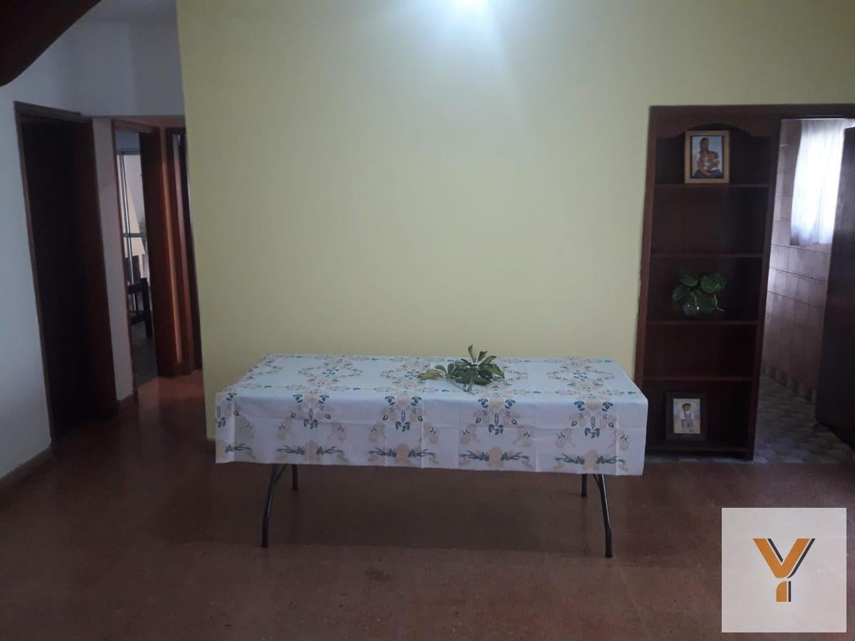 Foto de Casa en venta - 4 dormitorios 1 baño - 110mts2 - Berisso, imagen 3