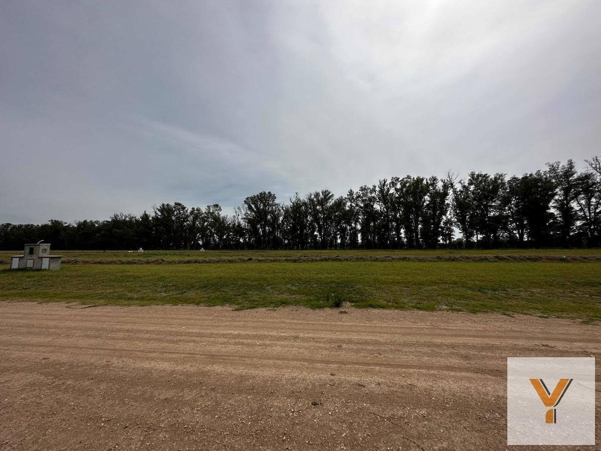 Foto de Terreno en venta - 2000Mts2 - Santa Inés II, Lujan, imagen 1